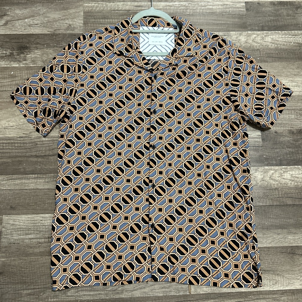 Geometric Patterned Men's Shirt